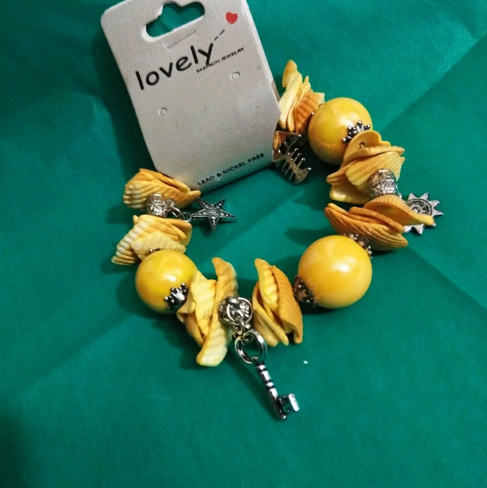 Bracelet